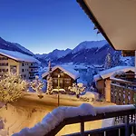 Hotel Piz Buin 4*