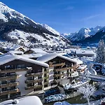 Hotel Piz Buin 4*