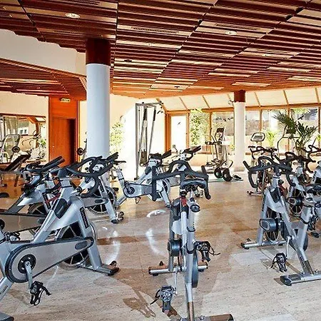 Hotel Piz Buin 4*
