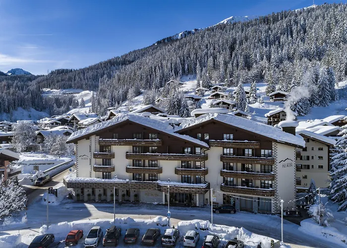 Hotel Piz Buin 4*