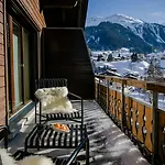Piz Buin 4*