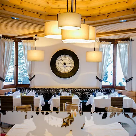 بيز بين فندق 4*